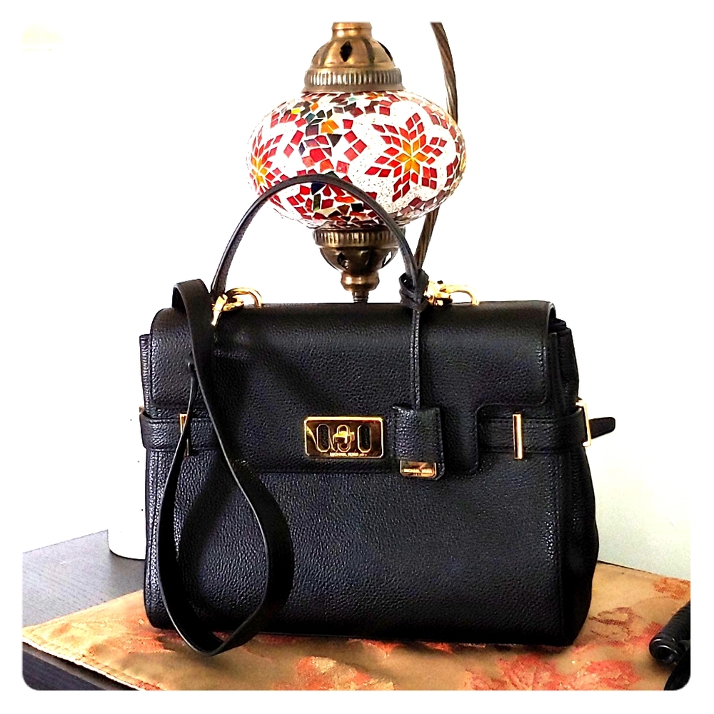 Micheal Kors Purse